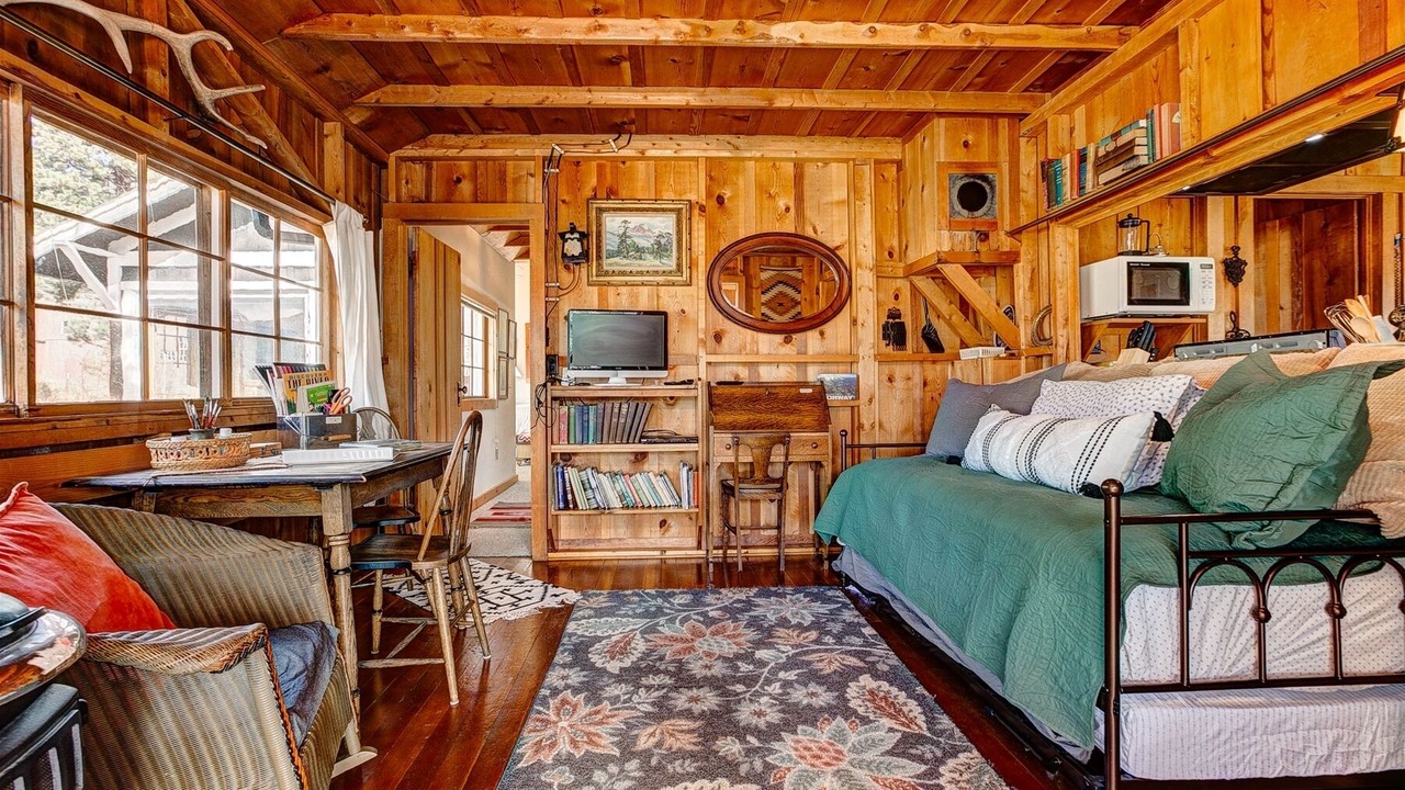 Photo of Bedroom in Estes Park