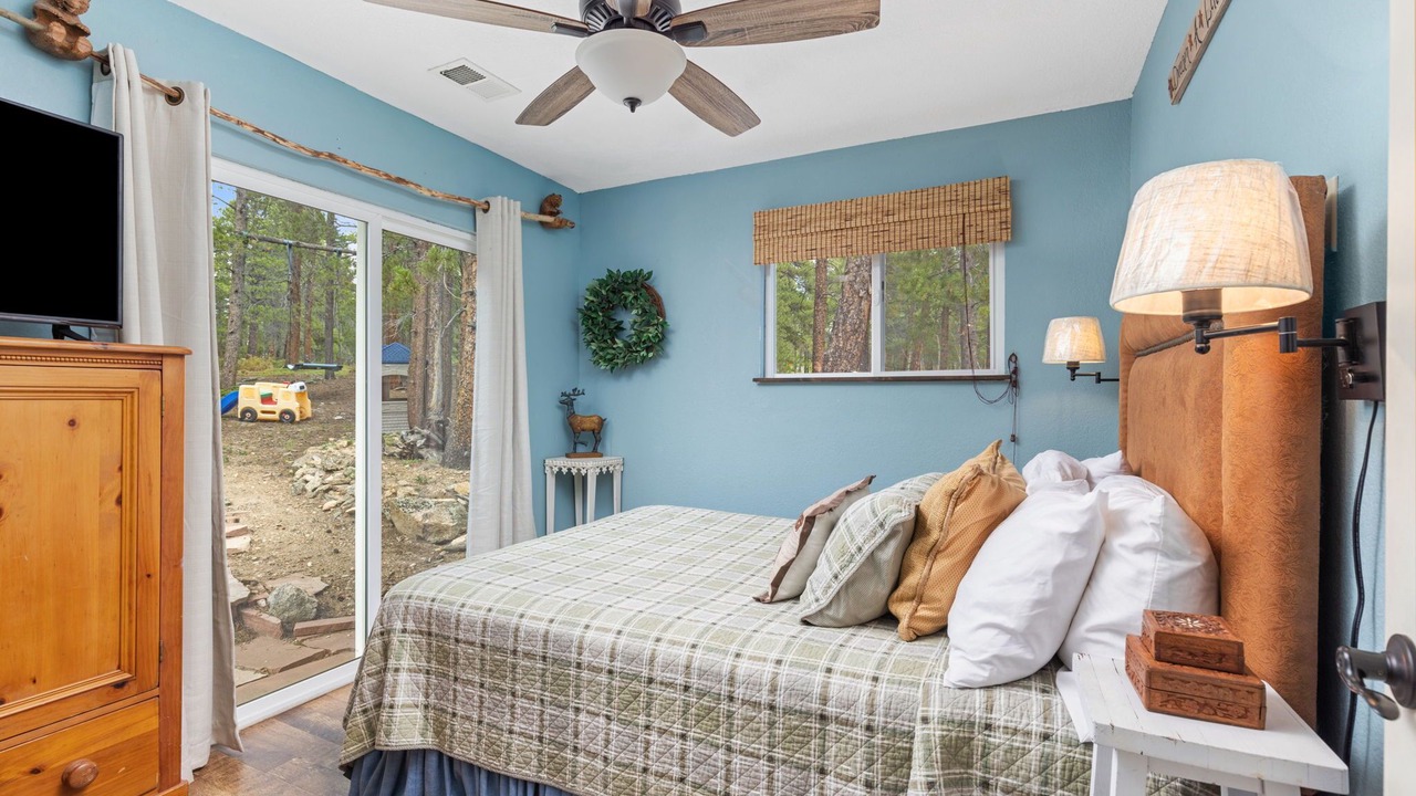 Photo of Bedroom in Black Hawk