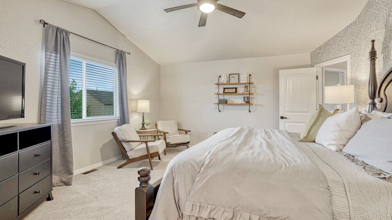 Photo of Bedroom in Monument