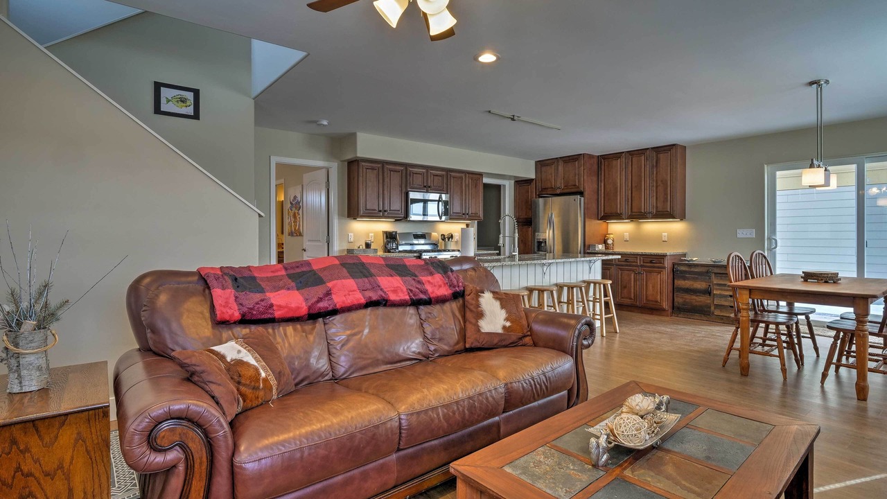 Photo of Livingroom in Gunnison