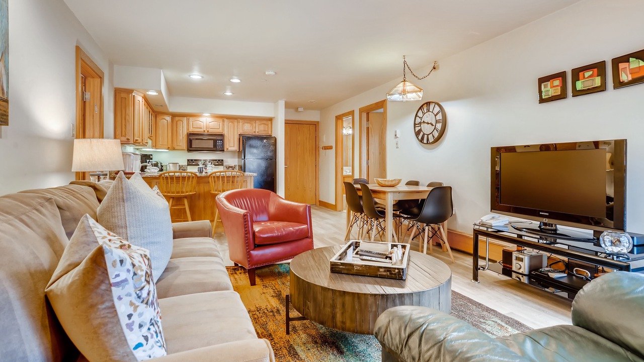 Photo of Livingroom in Vail