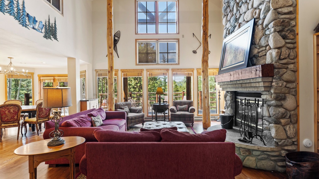 Photo of Livingroom in Keystone