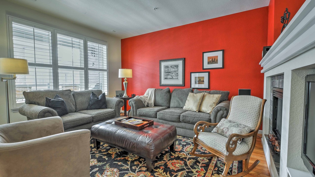 Photo of Livingroom in Belmar