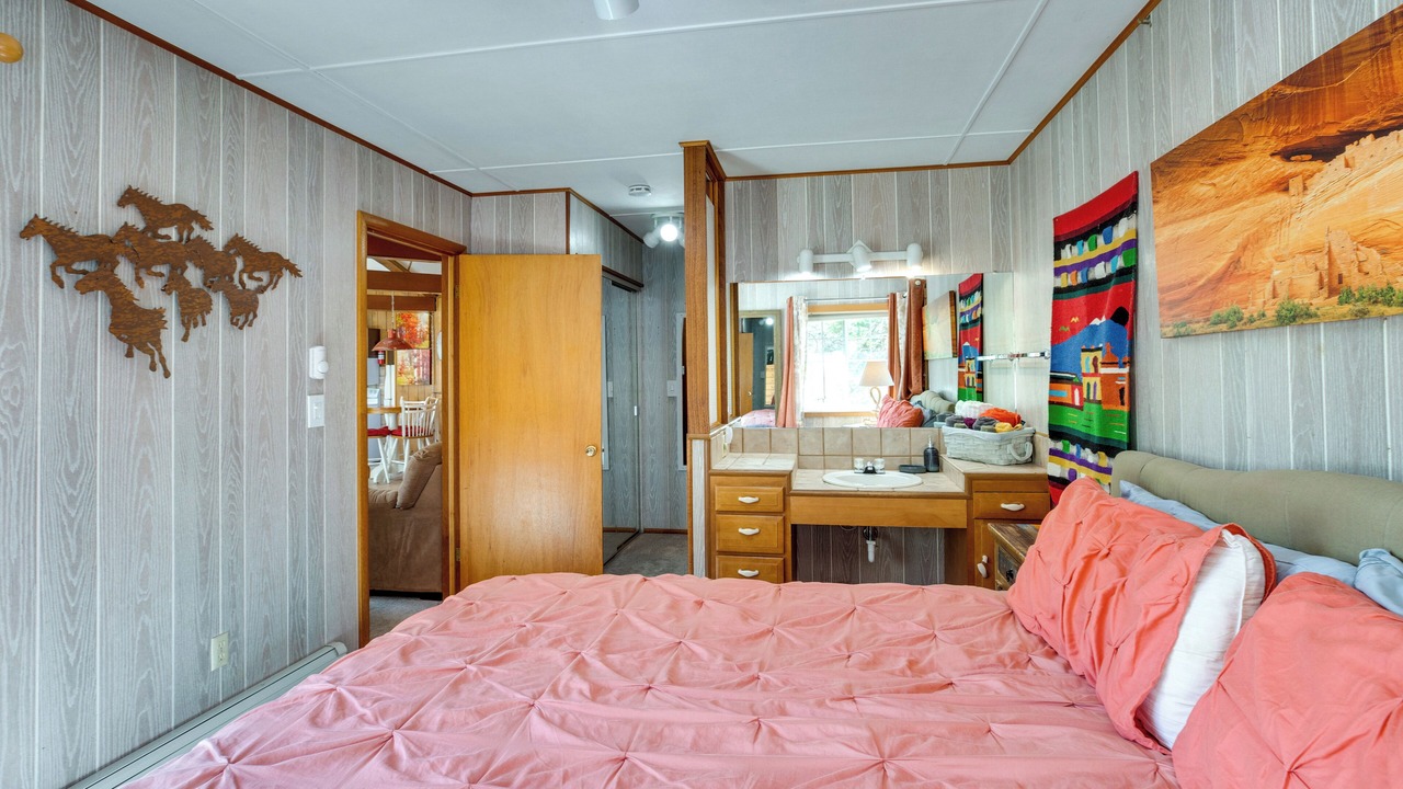 Photo of Bedroom in Ridgway
