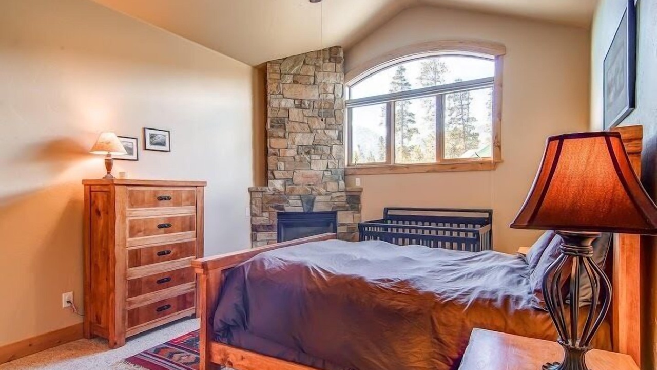 Photo of Bathroom in Three Peaks