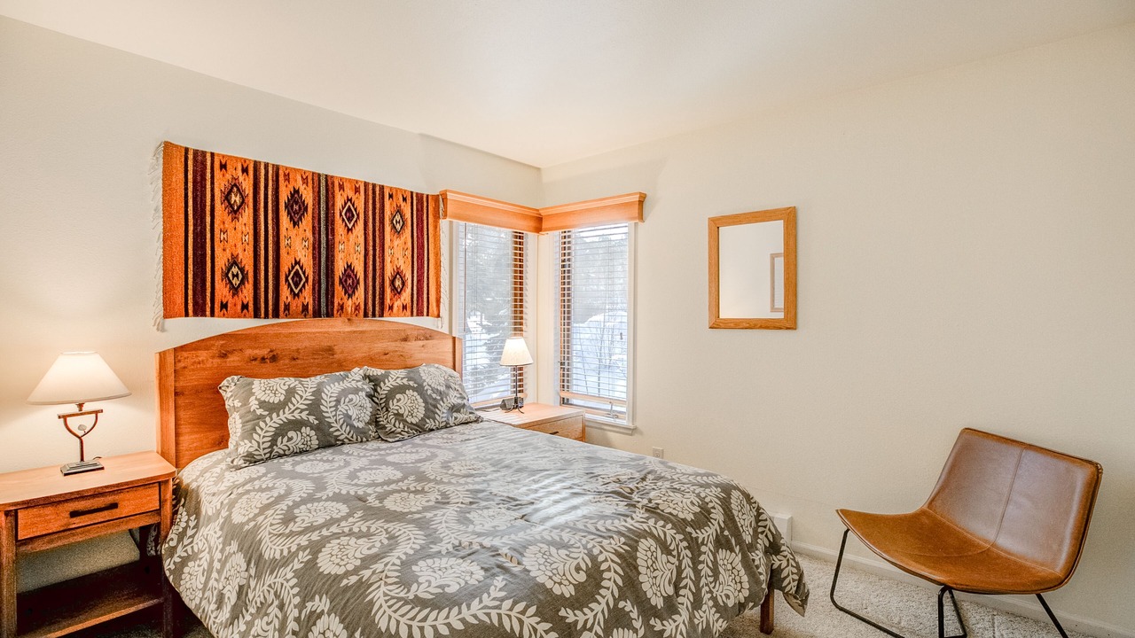Photo of Bedroom in Four O'Clock