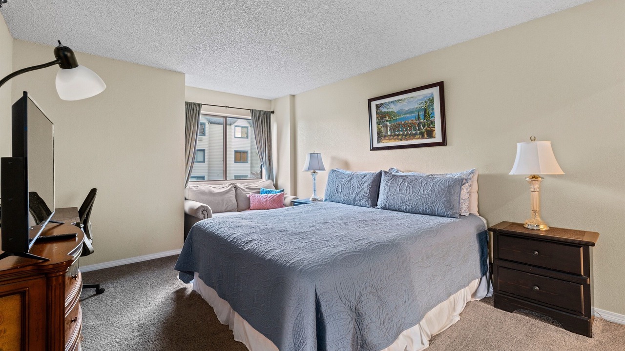 Photo of Bedroom in Englewood