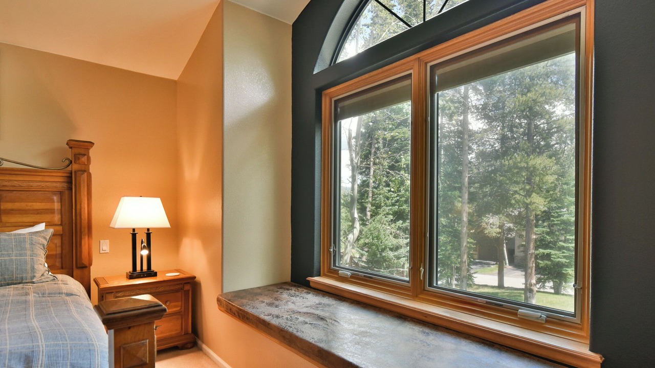Photo of Bedroom in Park Forest Estates