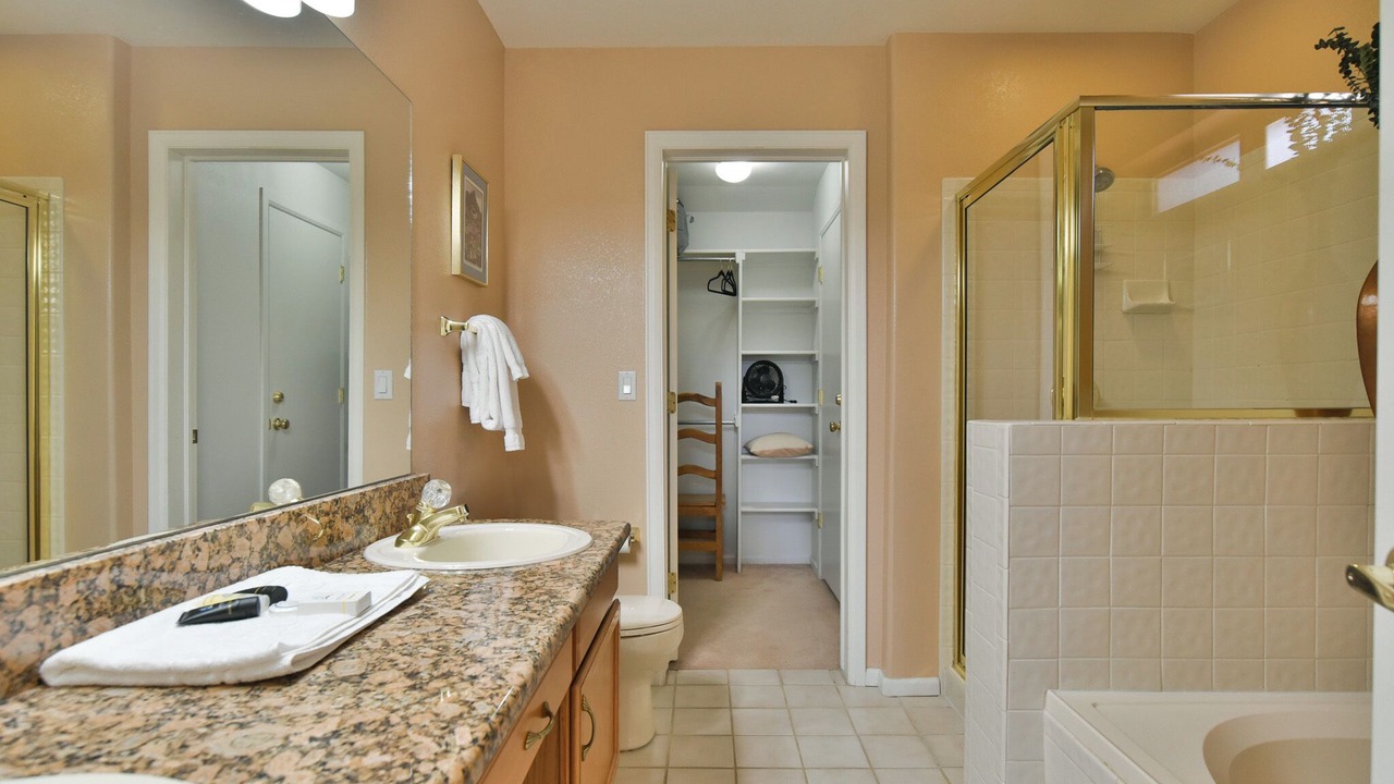 Photo of Bathroom in Park Forest Estates