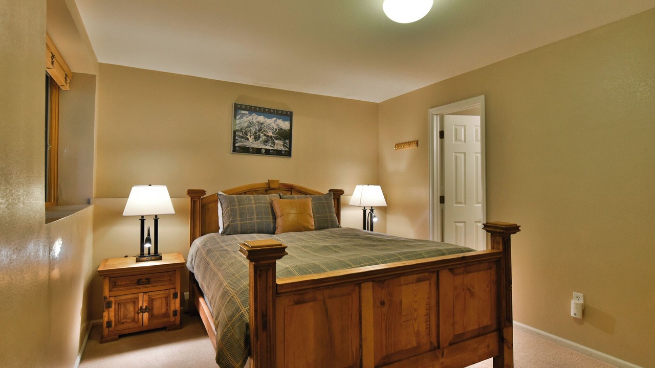Photo of Bedroom in Park Forest Estates