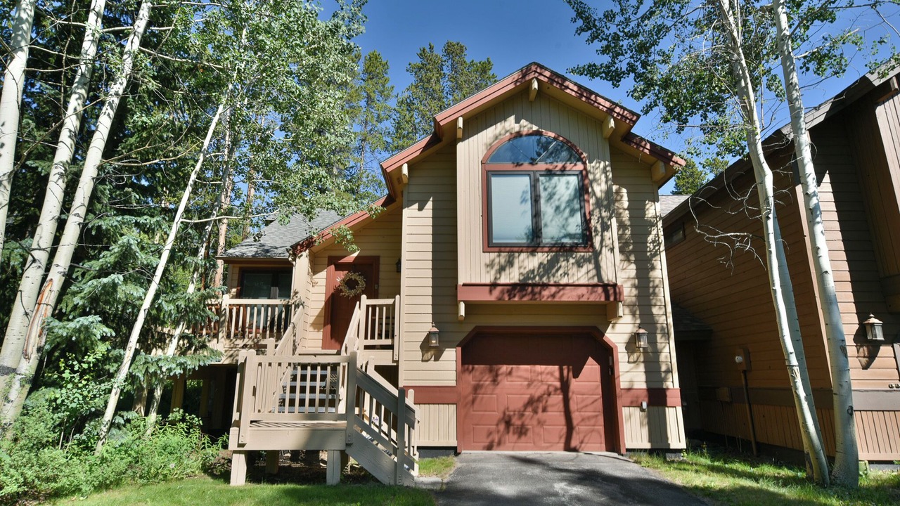 Photo of Outdoor in Park Forest Estates