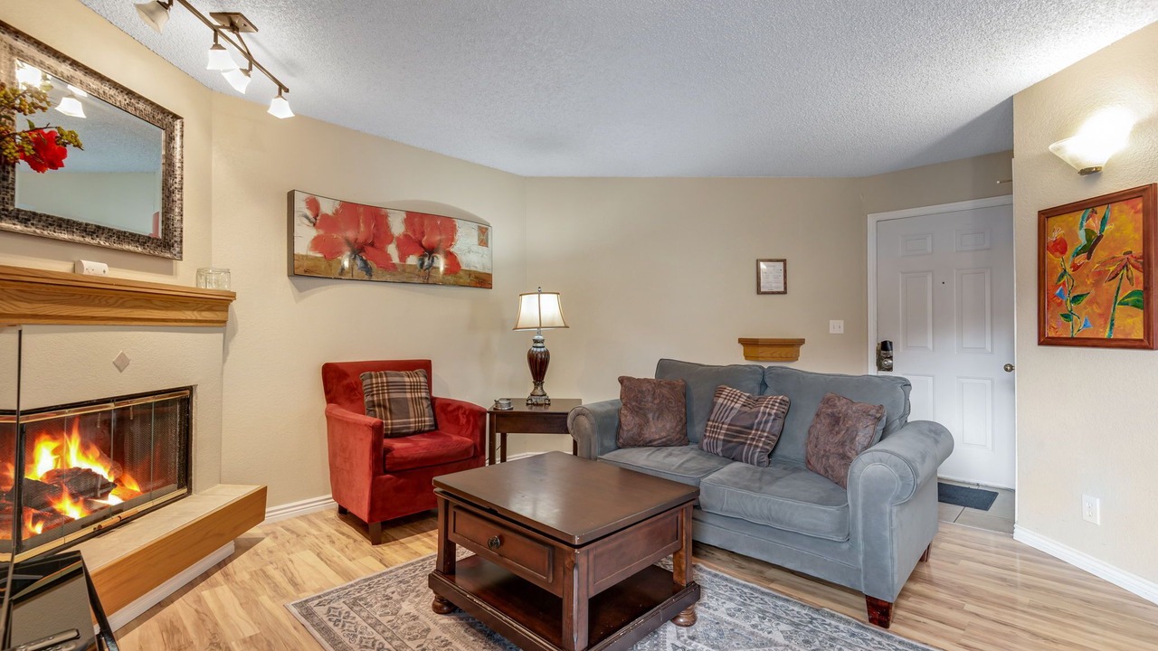 Photo of Livingroom in Greenwood Village