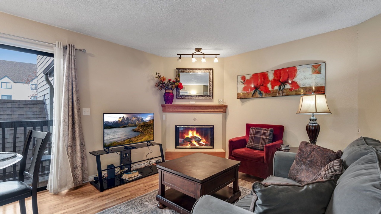 Photo of Livingroom in Greenwood Village
