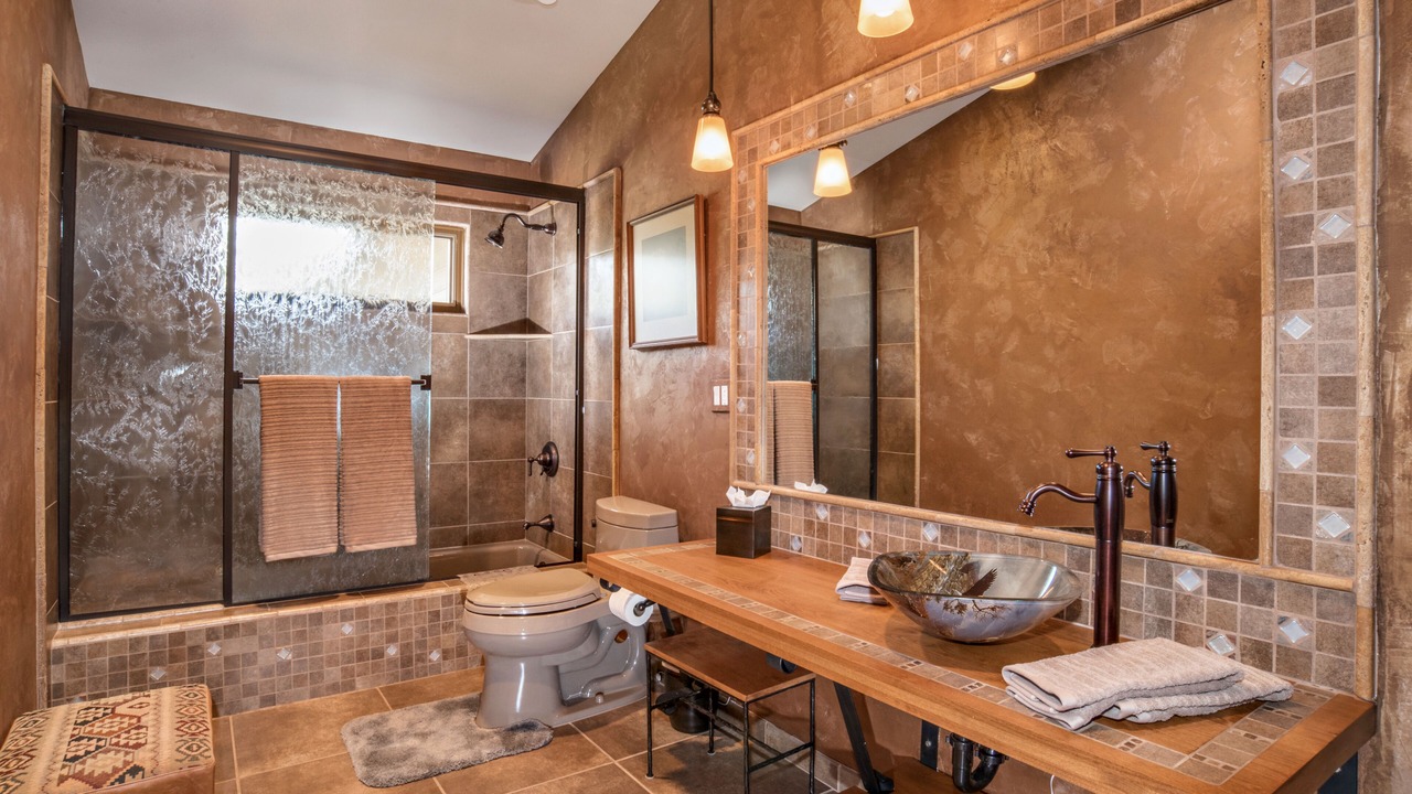 Photo of Bathroom in Missouri Heights