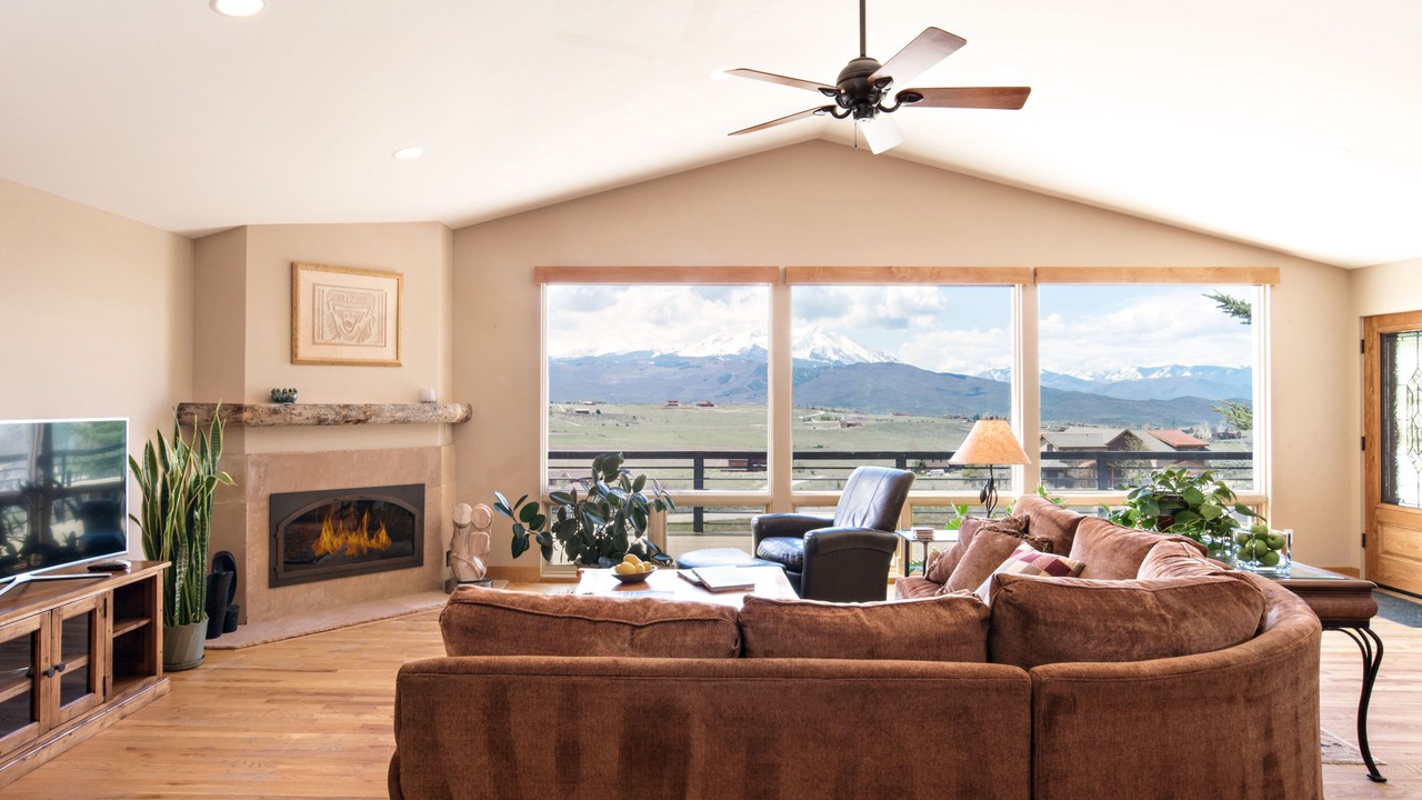 Photo of Bedroom in Missouri Heights