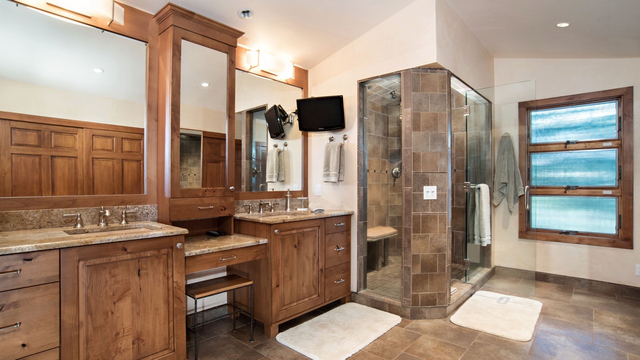Photo of Bathroom in Missouri Heights