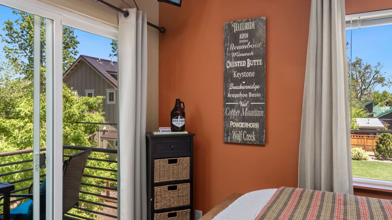 Photo of Patio Balcony in Martinez Park
