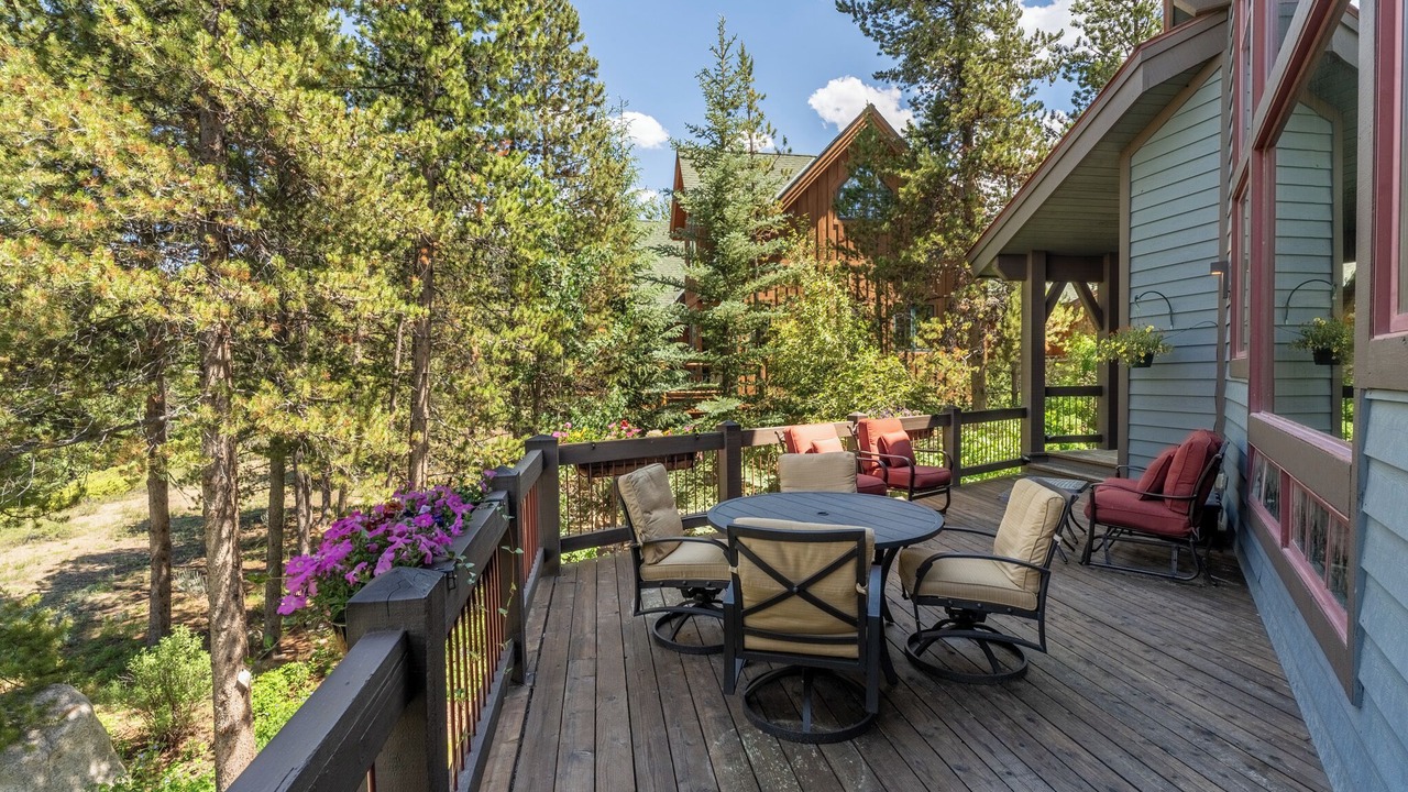 Photo of Patio Balcony in Elk Run