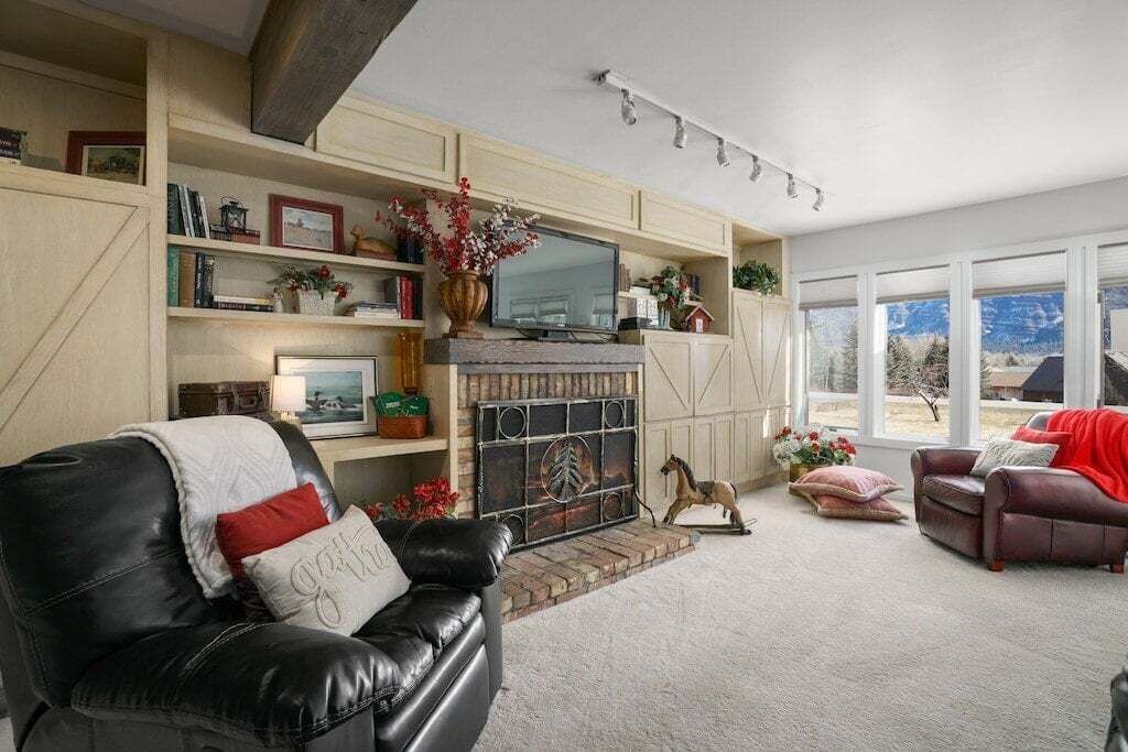 Photo of Livingroom in Trimble
