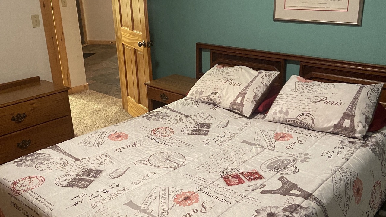 Photo of Bedroom in Dallas Meadows