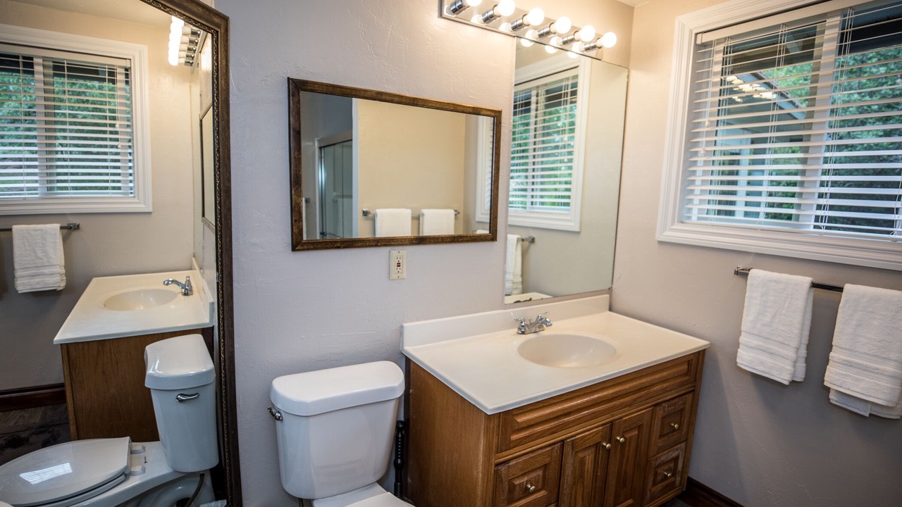 Photo of Bathroom in Broadmoor