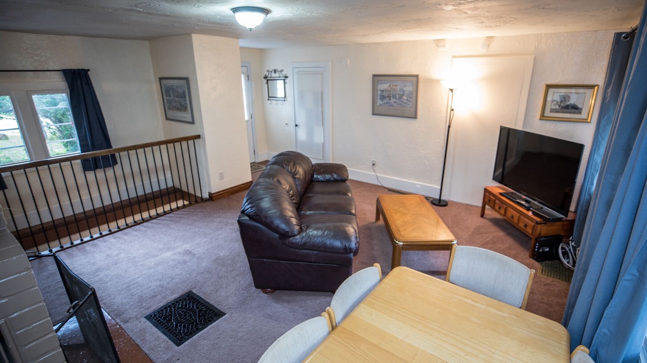 Photo of Bedroom in Broadmoor