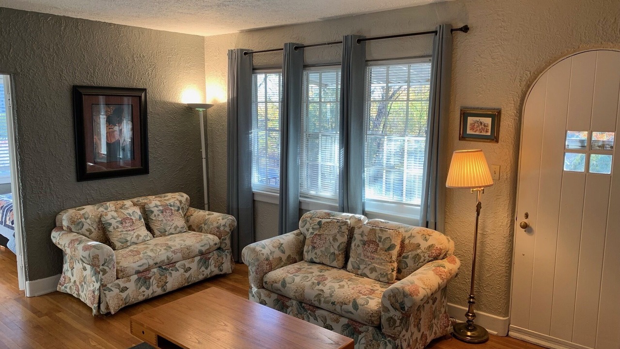 Photo of Livingroom in Broadmoor