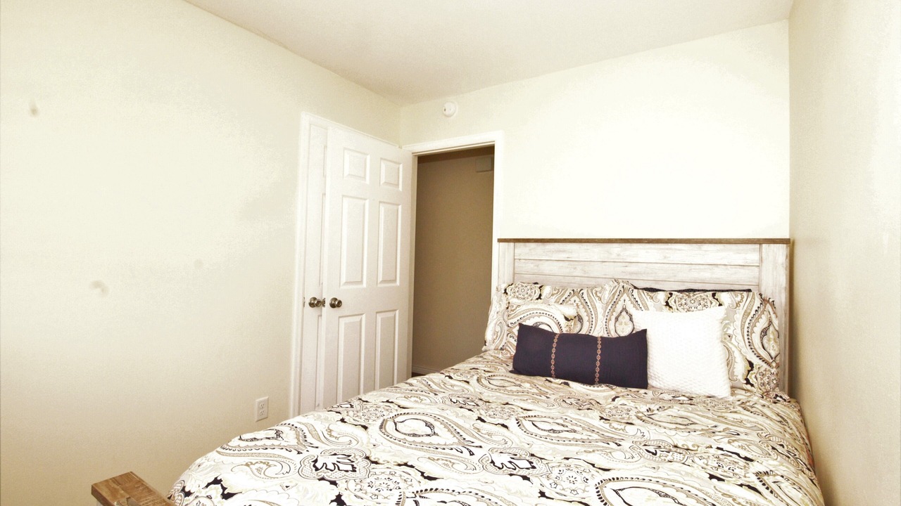 Photo of Bedroom in Montrose