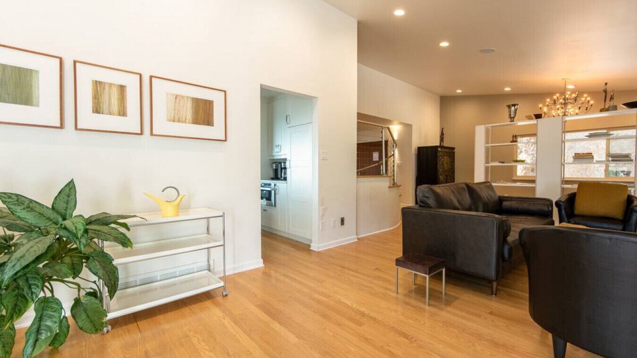Photo of Bedroom in Skyway