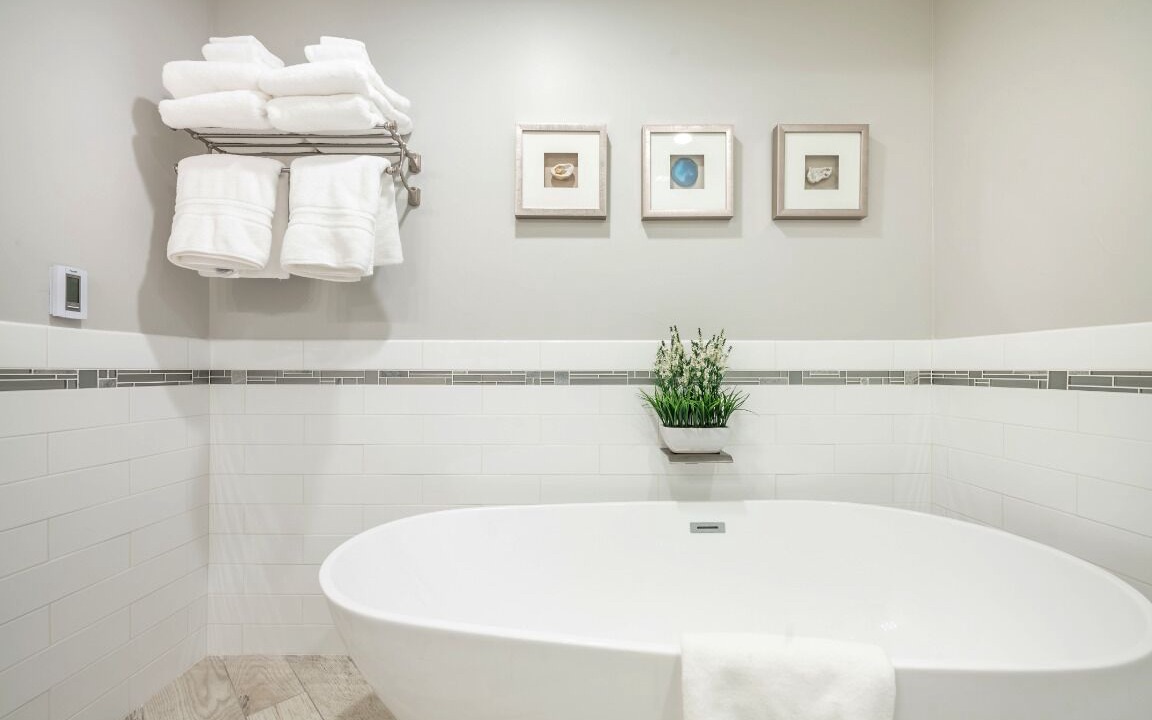 Photo of Bathroom in Peregrine