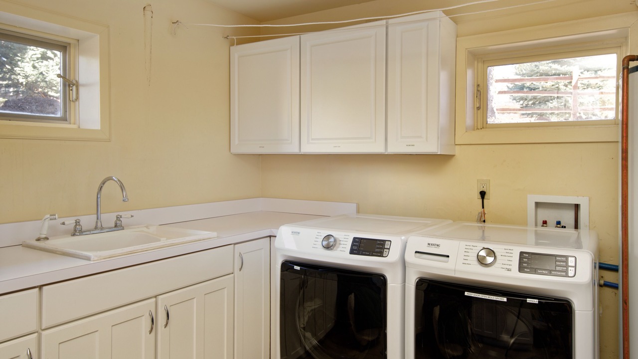 Photo of Bedroom in Missouri Heights