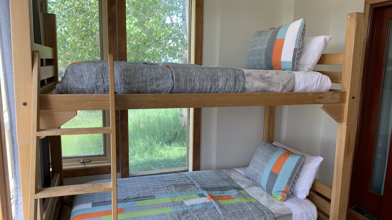 Photo of Bedroom in Missouri Heights