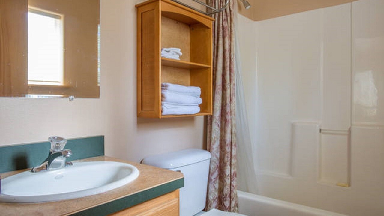 Photo of Bathroom in Twin Lakes