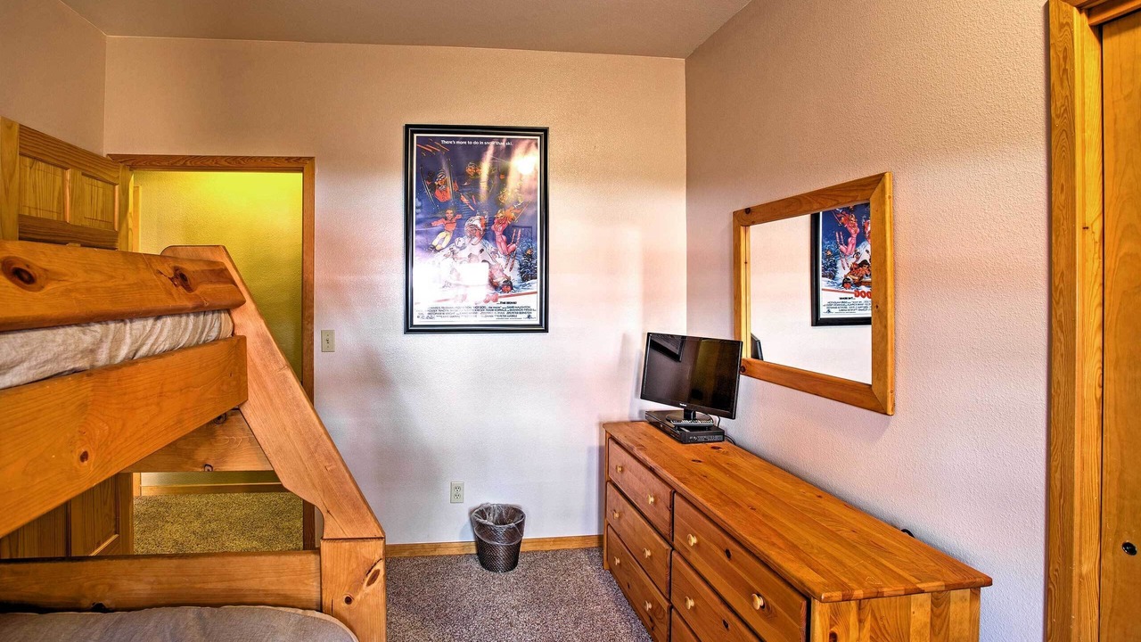 Photo of Bedroom in Mountain House