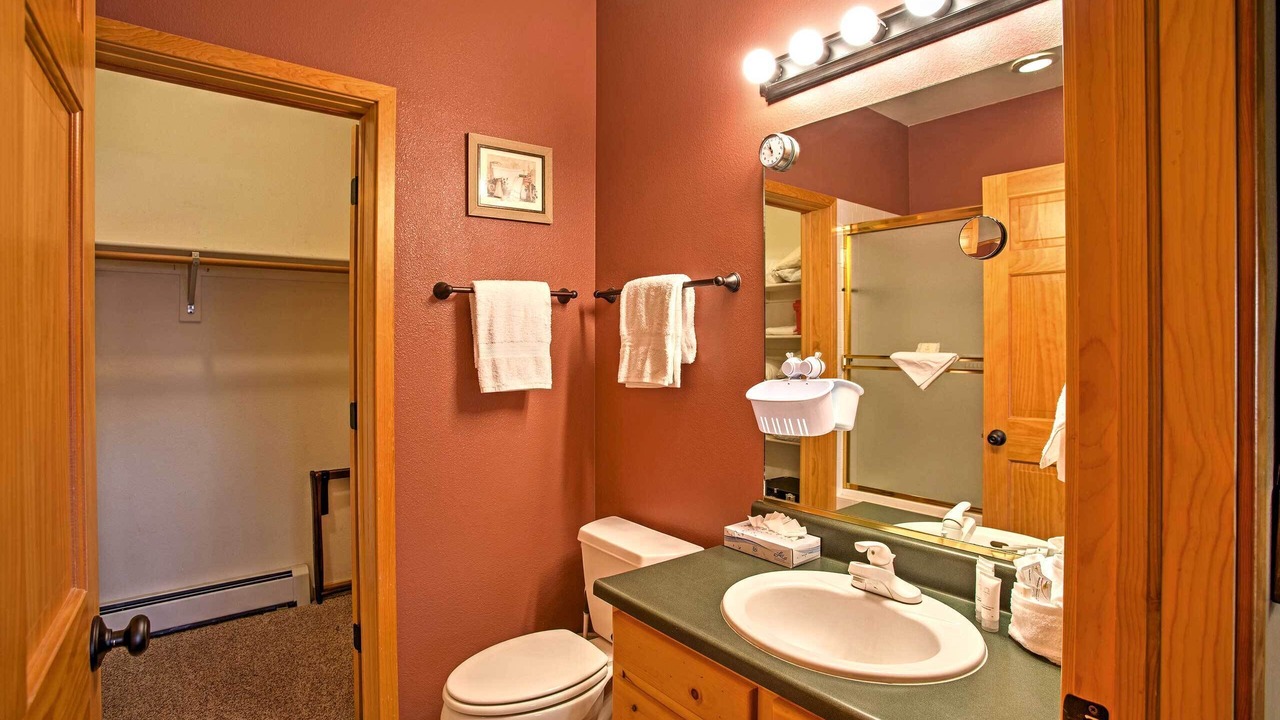 Photo of Bathroom in Mountain House