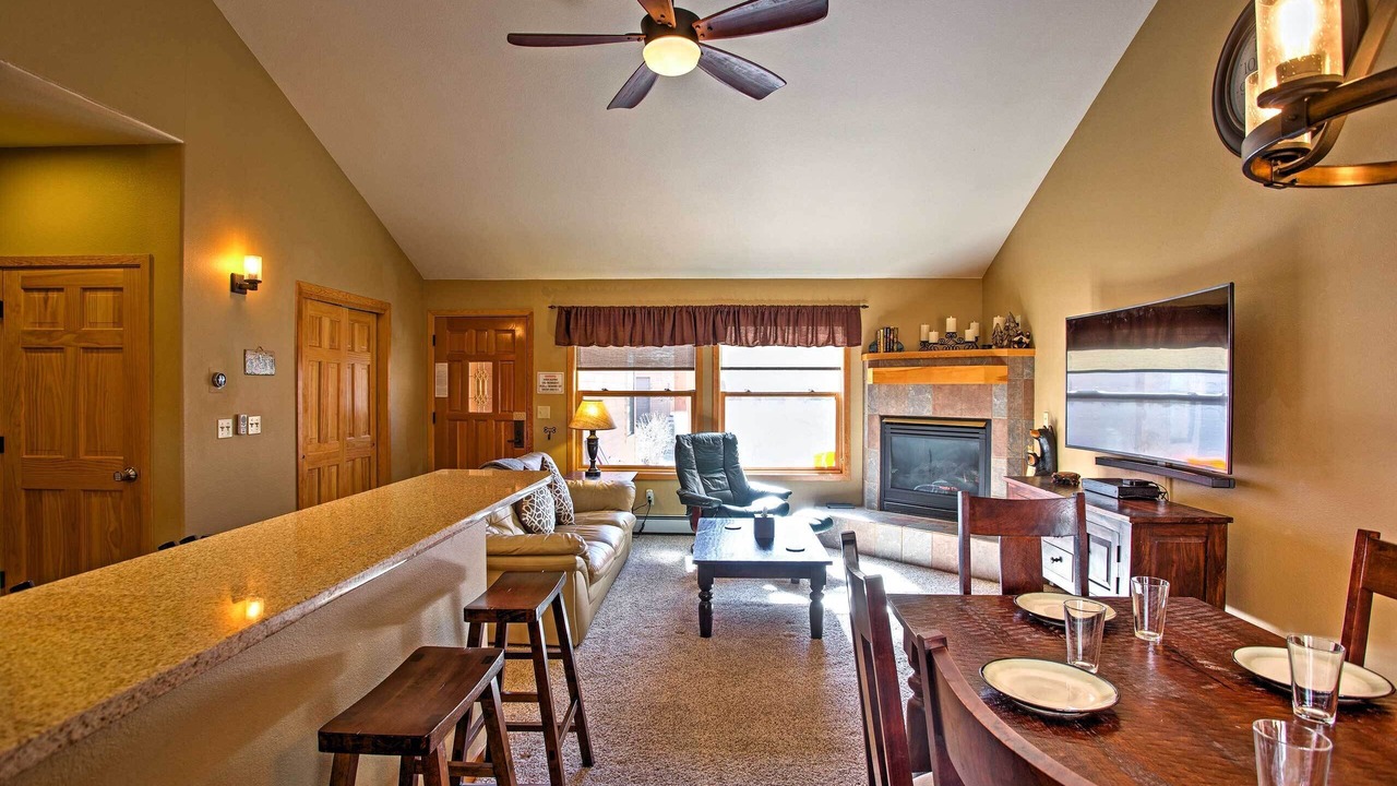 Photo of Livingroom in Mountain House