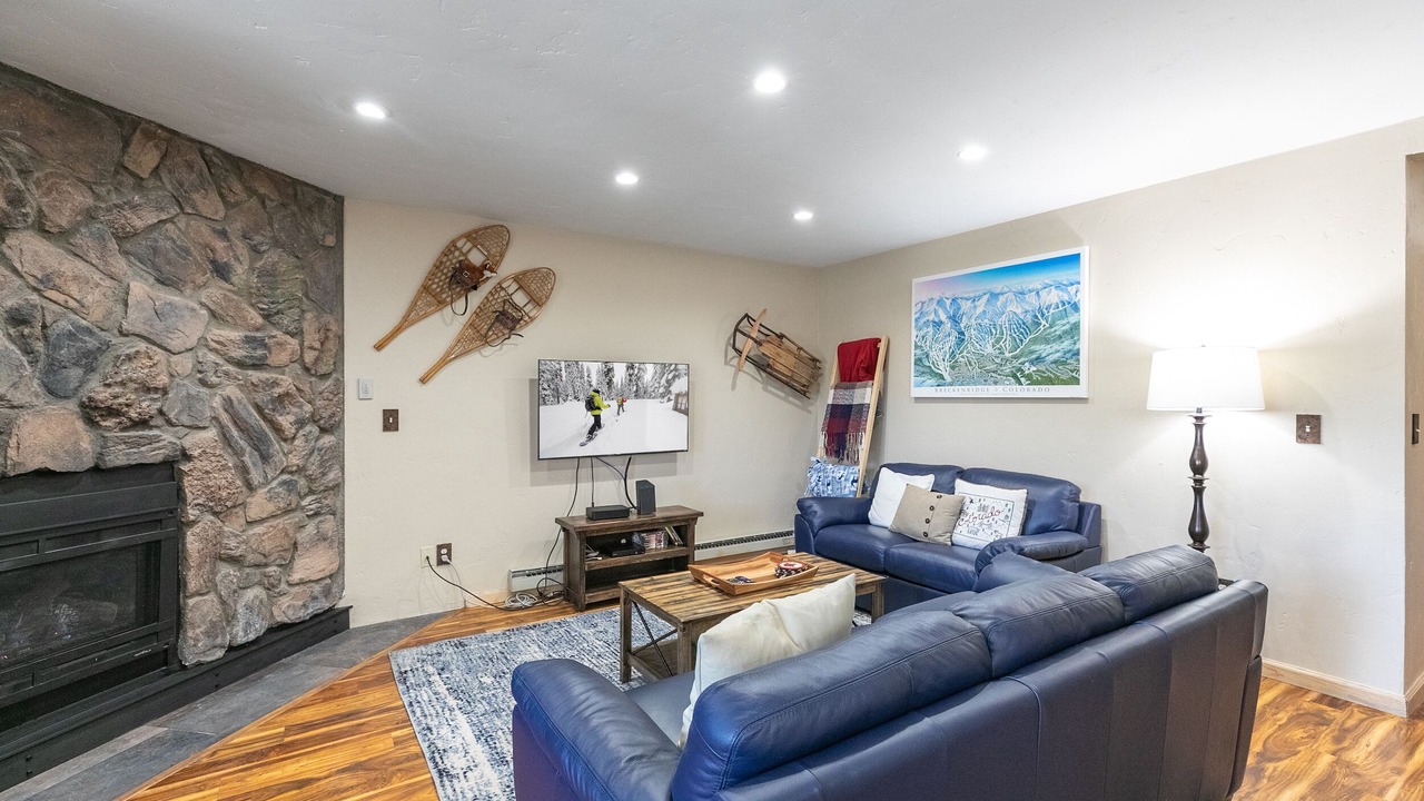 Photo of Livingroom in Historic District