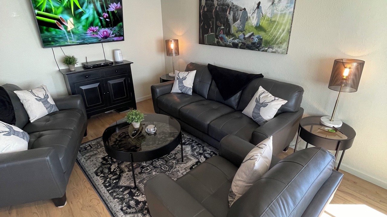 Photo of Livingroom in Berkley
