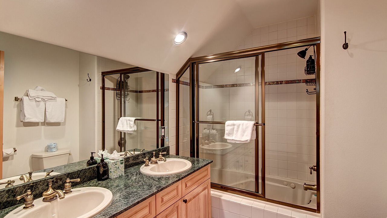 Photo of Bathroom in Warrior's Mark