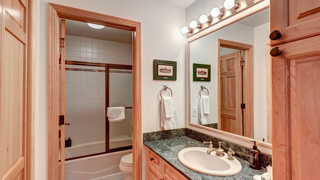 Photo of Bathroom in Warrior's Mark