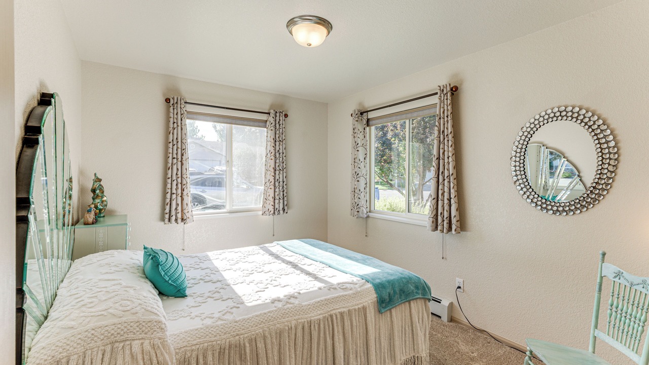 Photo of Bedroom in Montrose