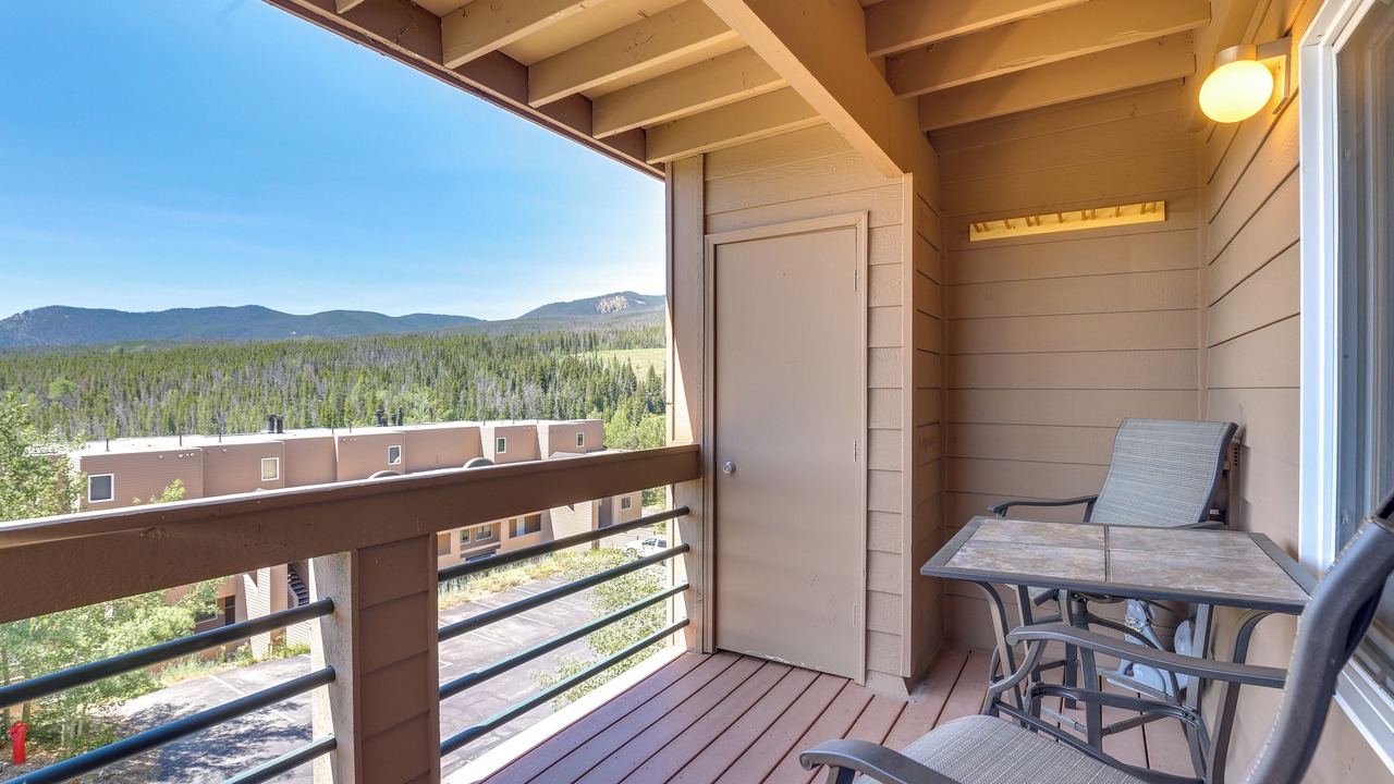 Photo of Patio Balcony in Wildernest