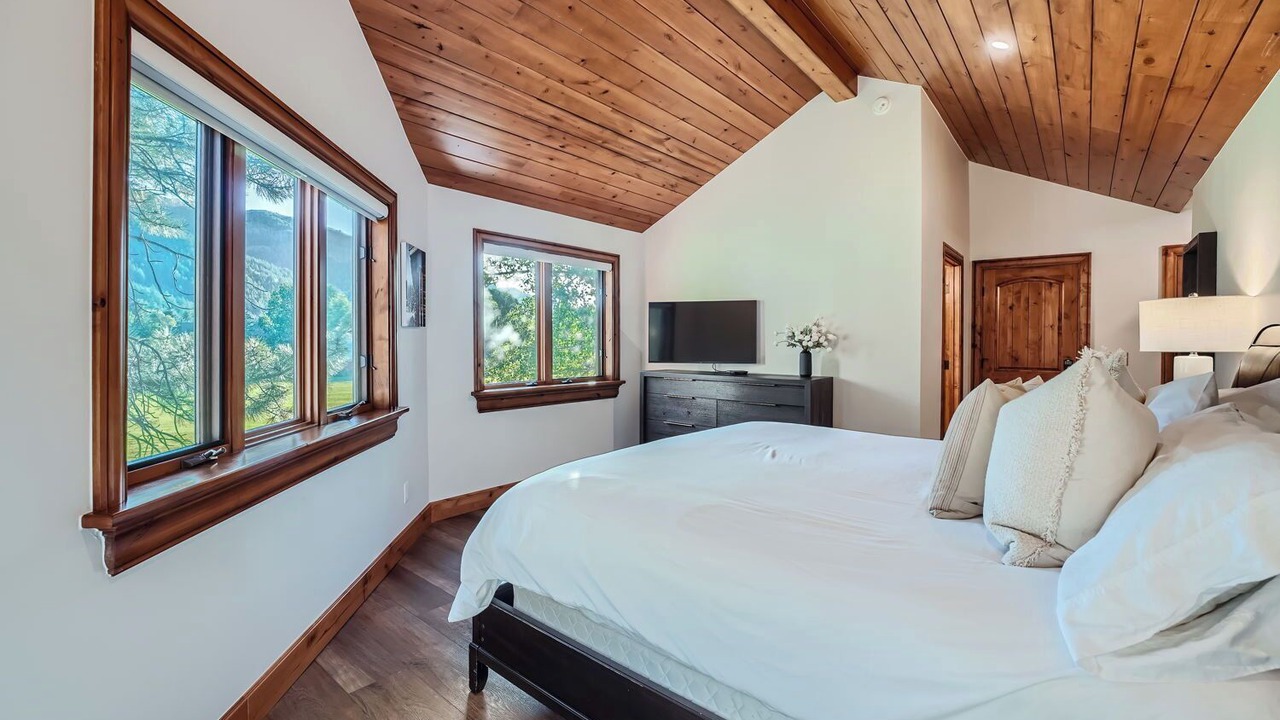 Photo of Bedroom in Eagle-Vail