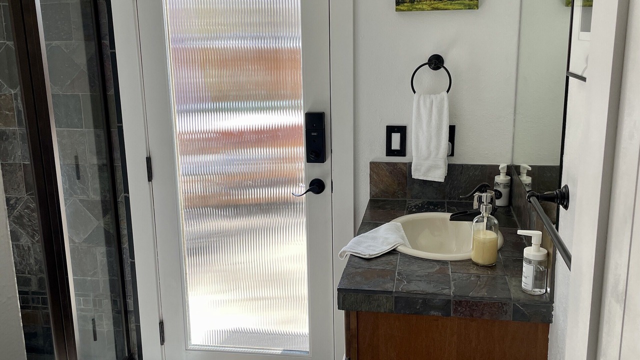 Photo of Bathroom in Meadow Hills