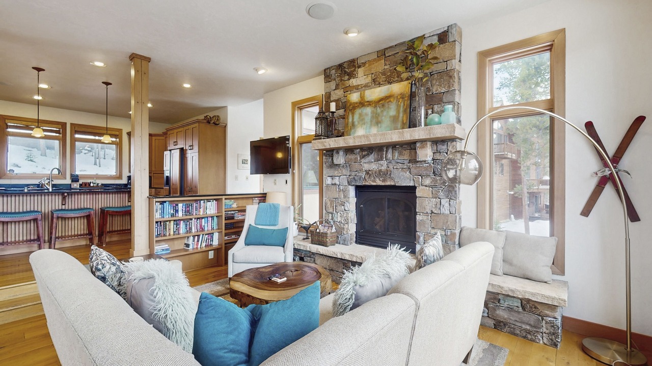 Photo of Livingroom in Breckenridge