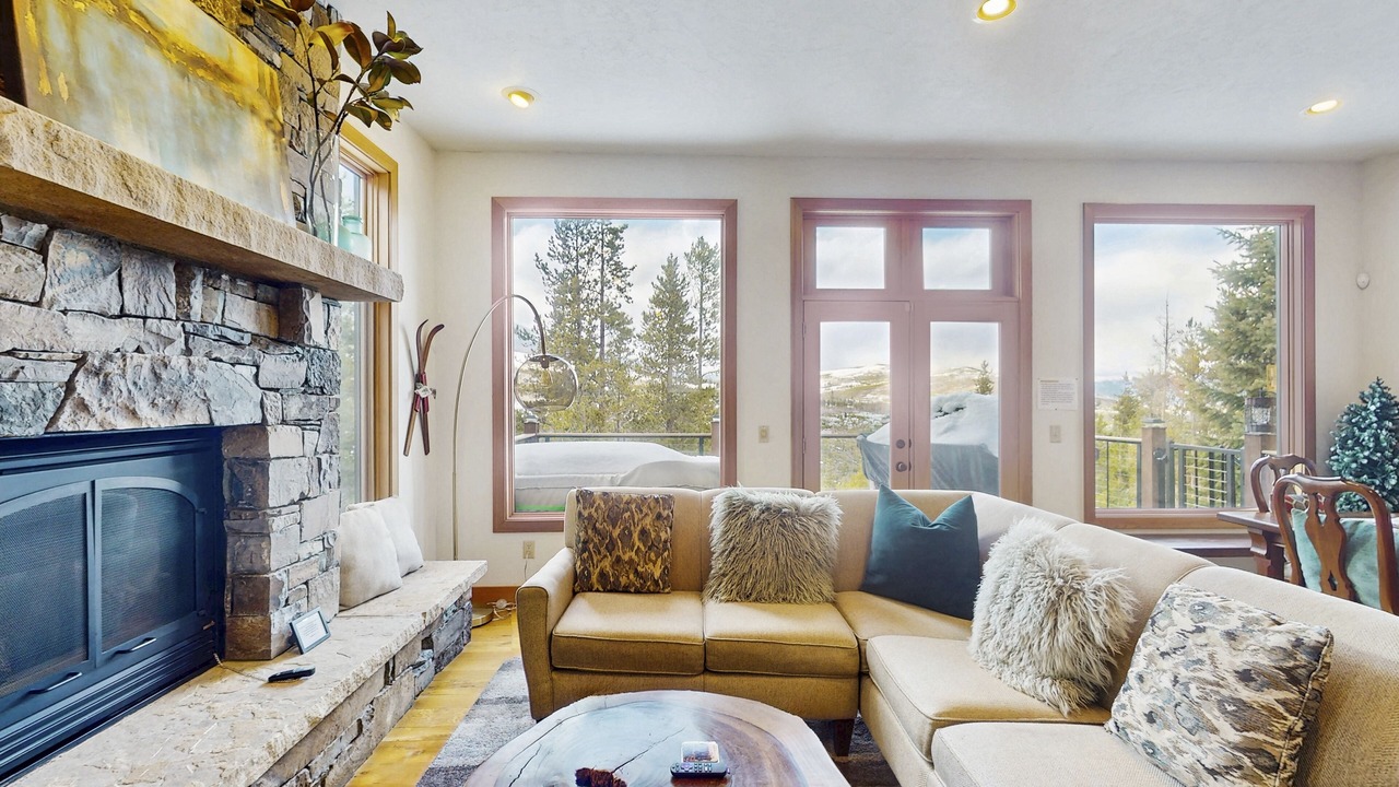 Photo of Livingroom in Breckenridge