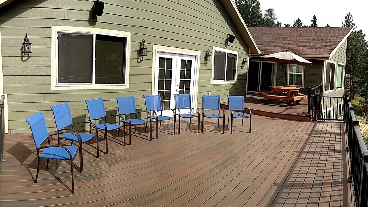 Photo of Outdoor in Drake