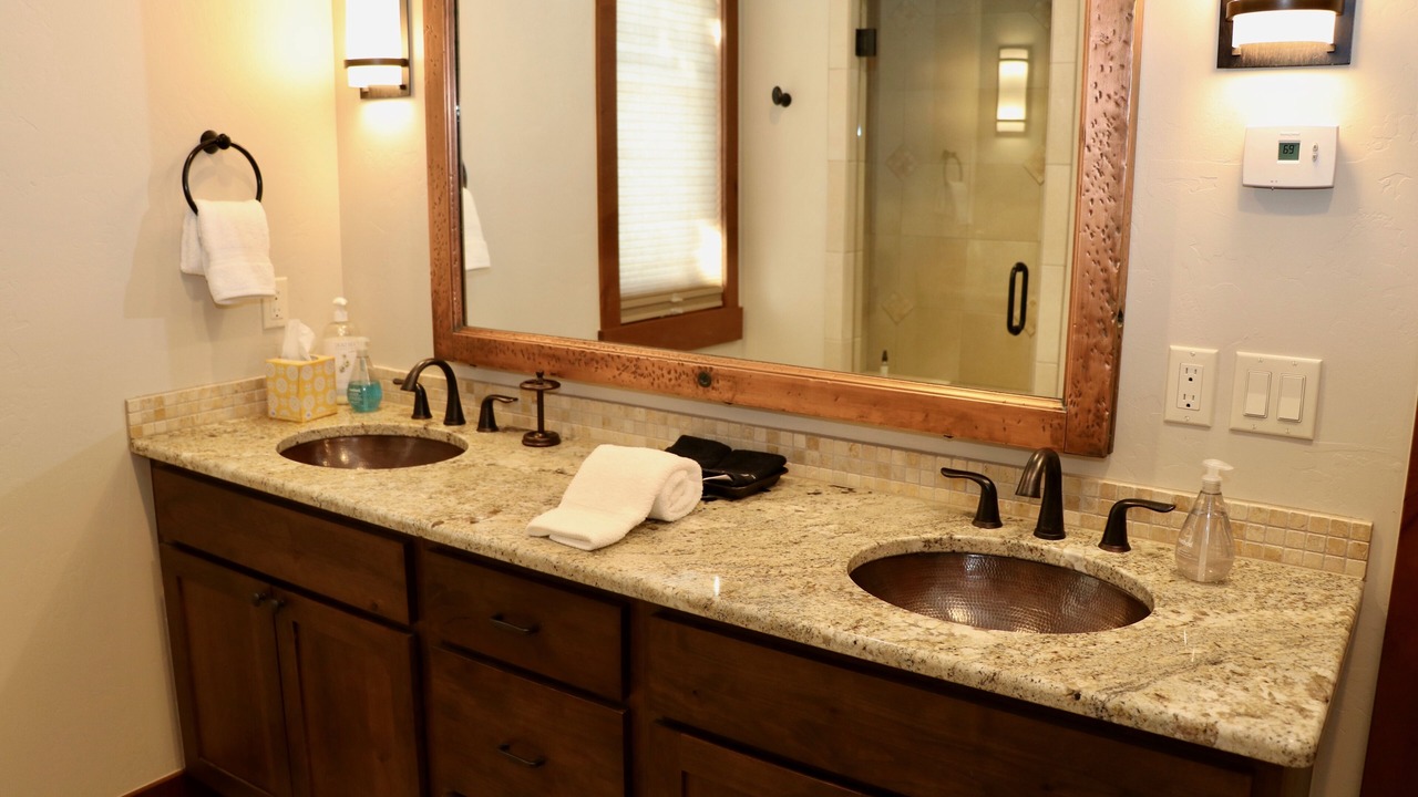 Photo of Bathroom in Fraser