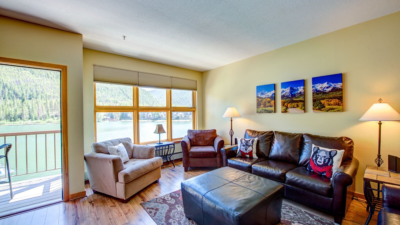 Photo of Bedroom in Lakeside Village