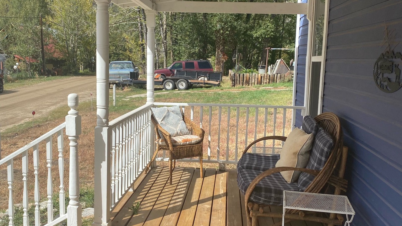 Photo of Patio Balcony in Twin Lakes